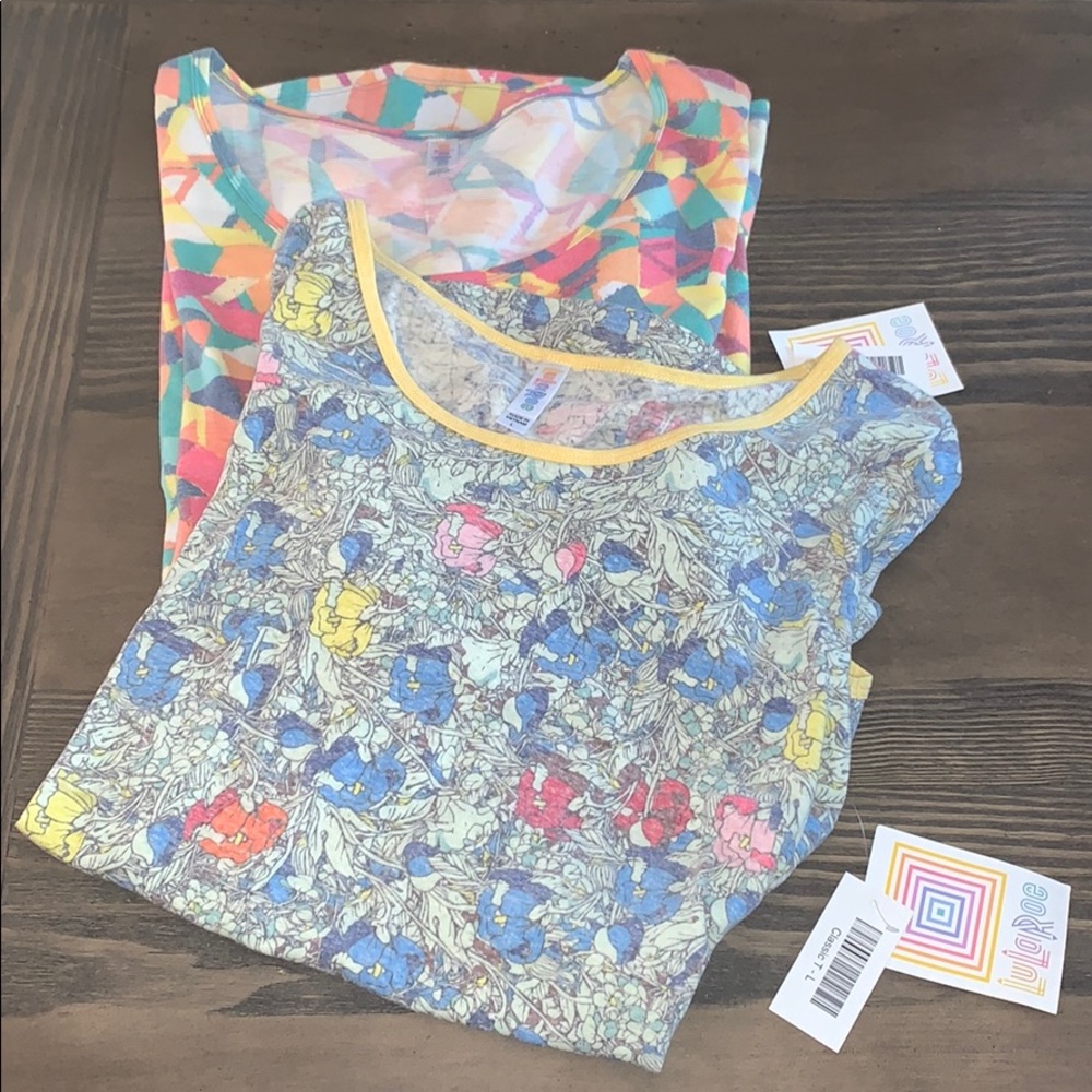 💛 Set of 2️⃣ LulaRoe classic tees 💛